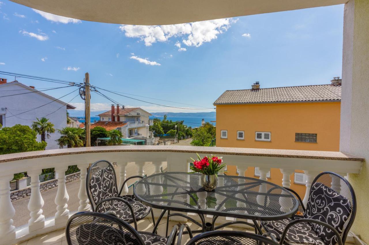 Apartmani Ilicevic Crikvenica Exterior foto